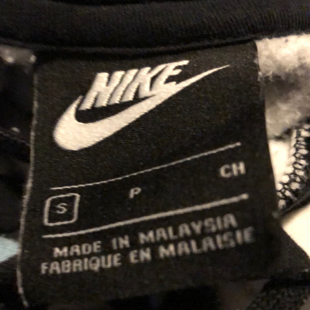 Nike sweatshirt